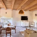 Le Domaine D'ambre La Maison Des Vendangeurs Vakantiehuis Gallician