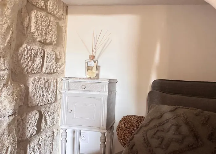 Le Domaine D'ambre La Maison Des Vendangeurs Holiday home Gallician